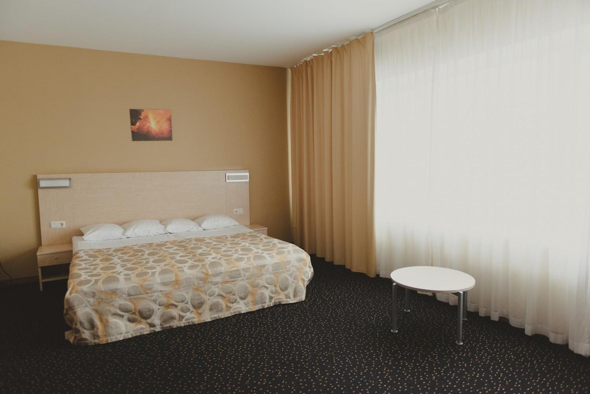 Park Hotel Latgola Daugavpils Exterior photo